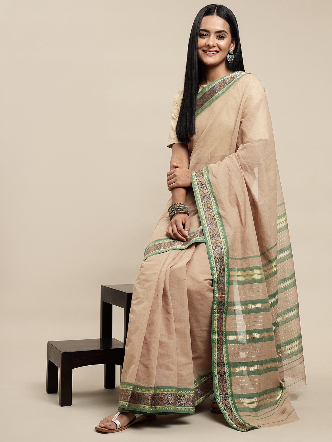 

KALINI Beige Solid Pure Cotton Narayan Peth Saree