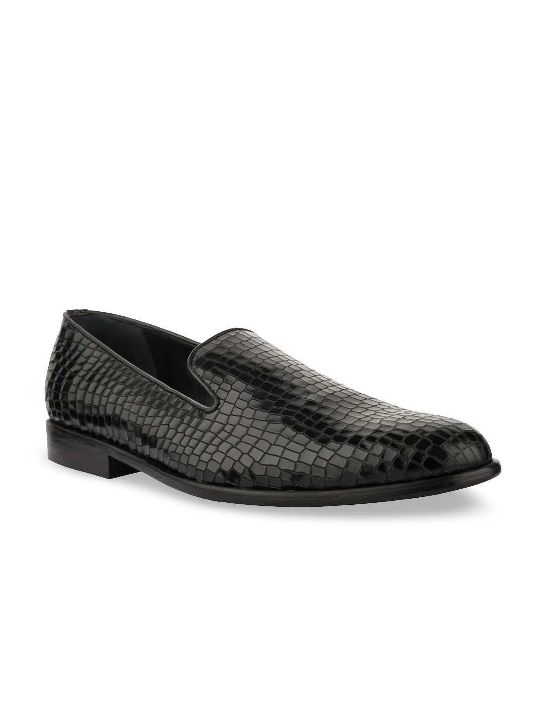 

SKO Men Black Textured Leather Slip-On Sneakers