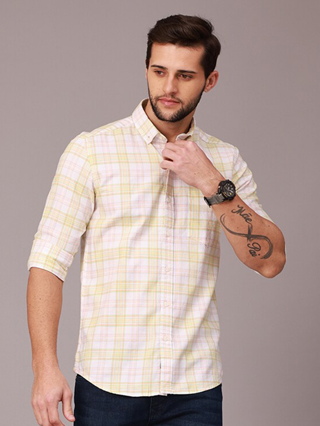 

FOGA Men White Classic Slim Fit Checked Casual Shirt