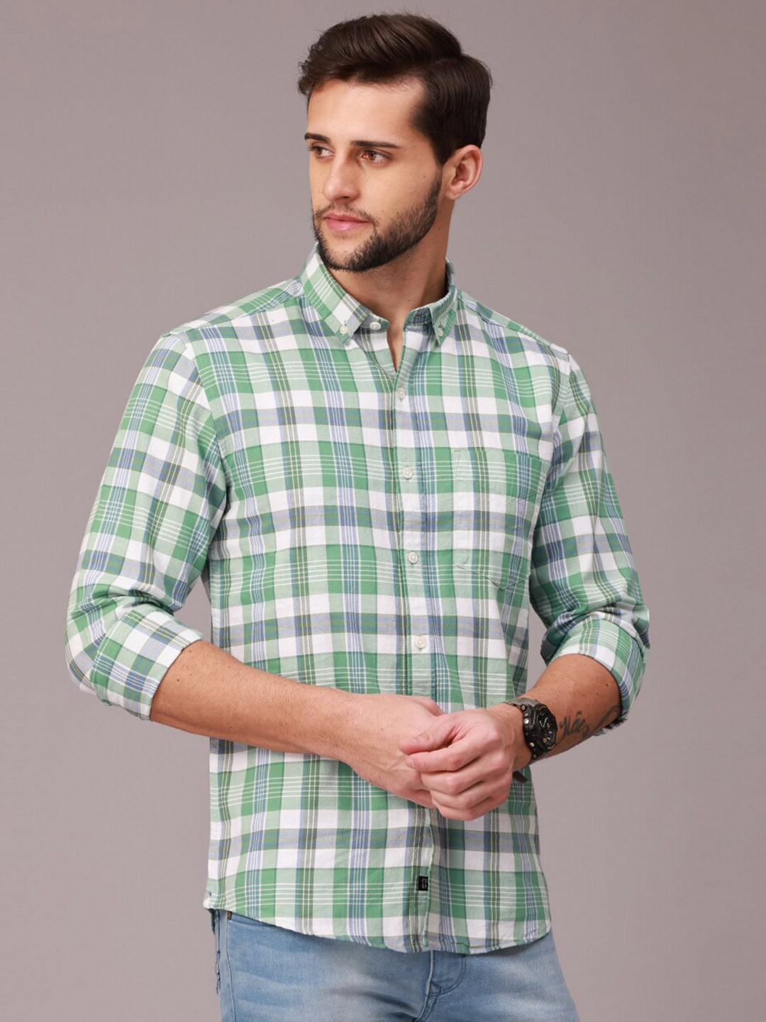 

FOGA Men Green Classic Slim Fit Checked Casual Shirt