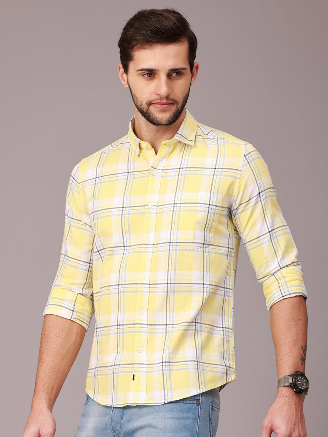 

FOGA Men Yellow Classic Slim Fit Checked Casual Shirt