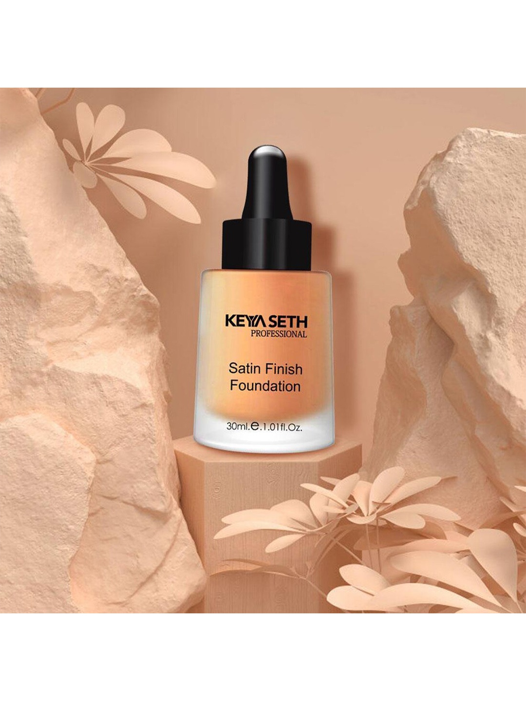 

KEYA SETH Satin Finish Foundation 30ml - Shade 04, Beige