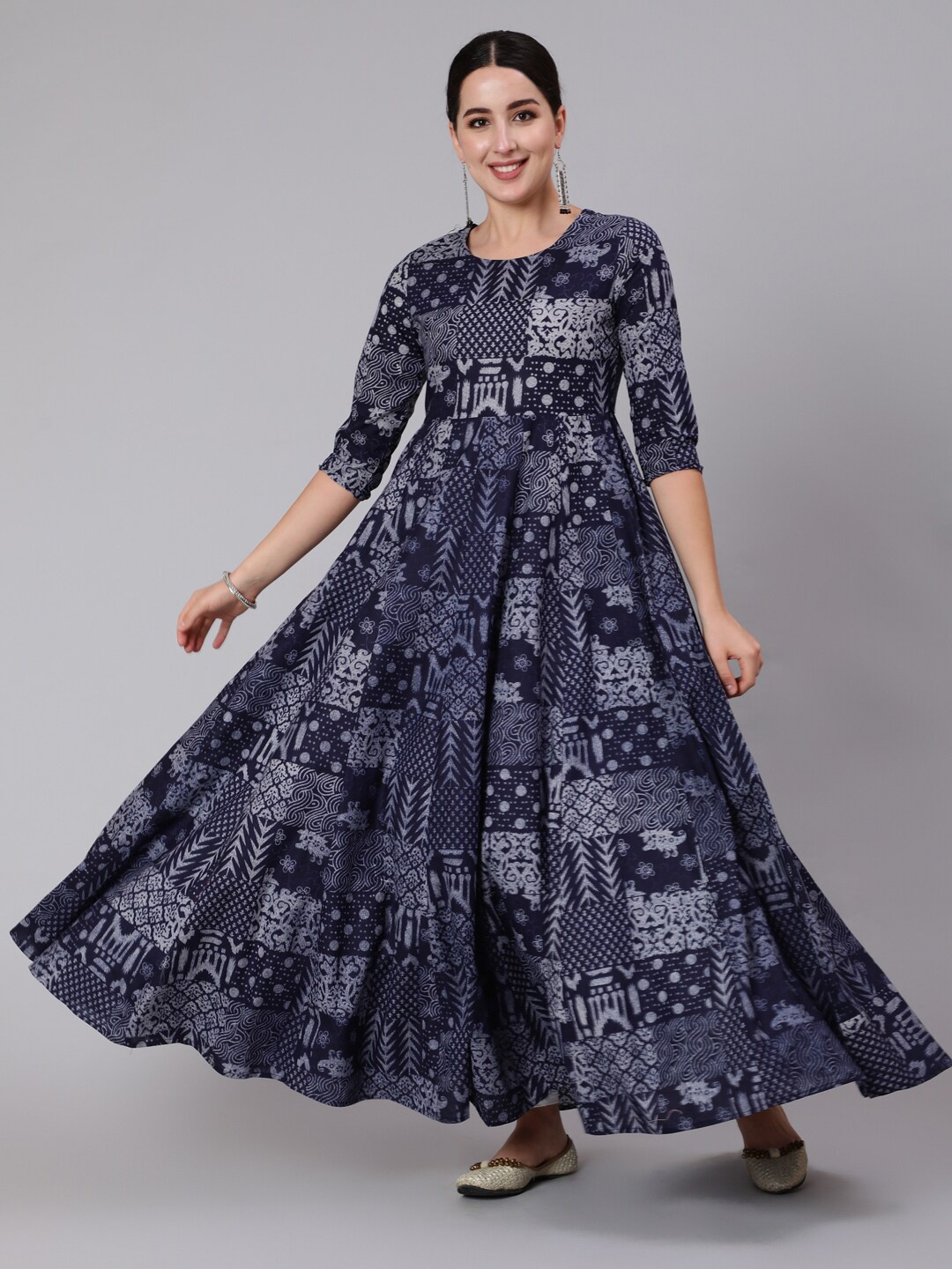

KIMAYRA Women Navy Blue Embroidered Flared Sleeves Mirror Work Anarkali Kurta