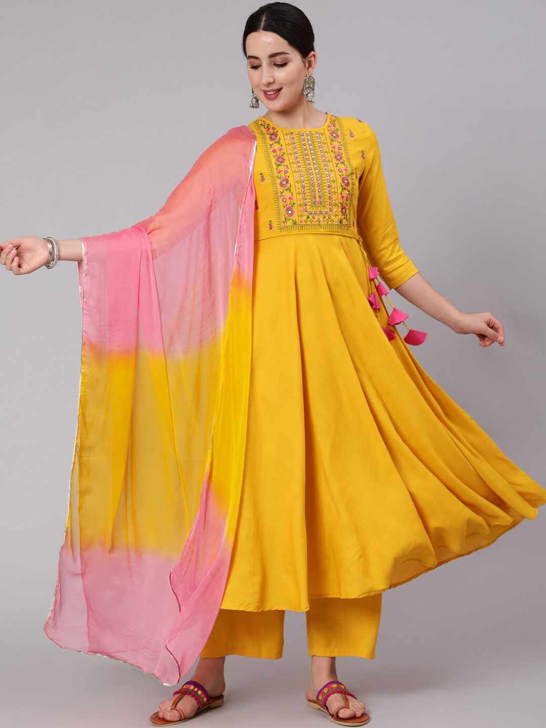 

KIMAYRA Women Mustard Yellow Embroidered Empire Kurta with Trousers