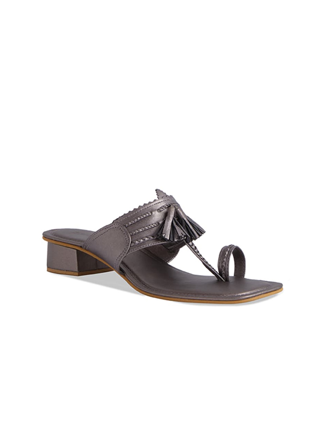 

ERIDANI Women Grey One Toe Flats with Bows