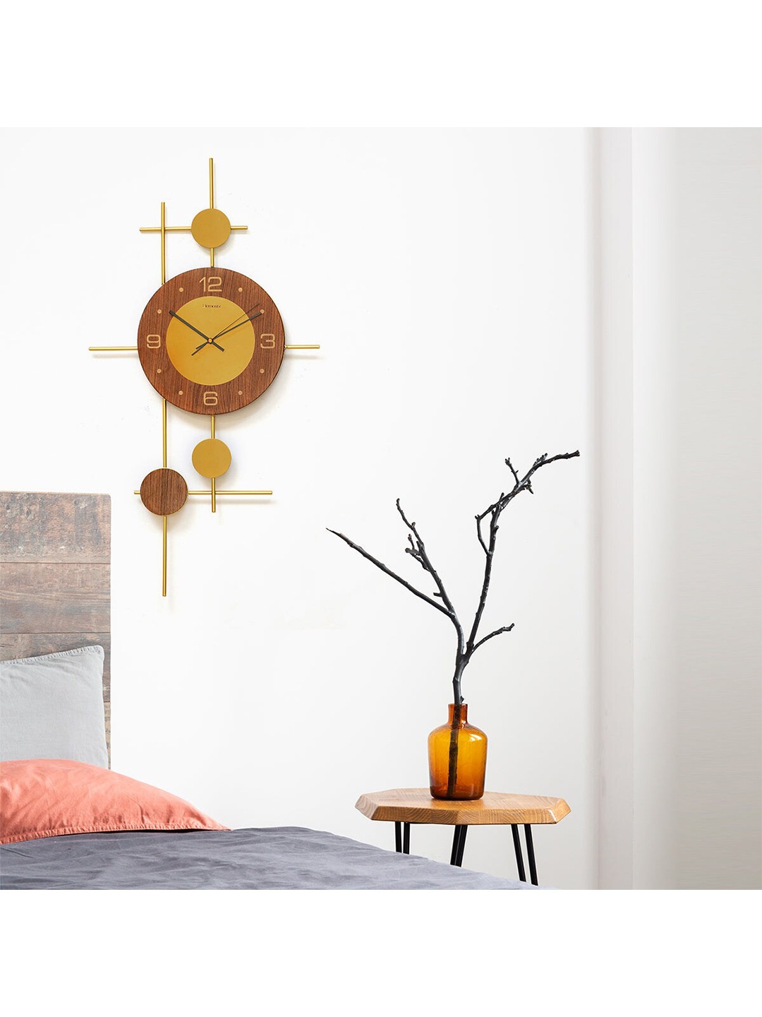 

Athome by Nilkamal Brown & Gold-Toned Printed Contemporary Wall Clock