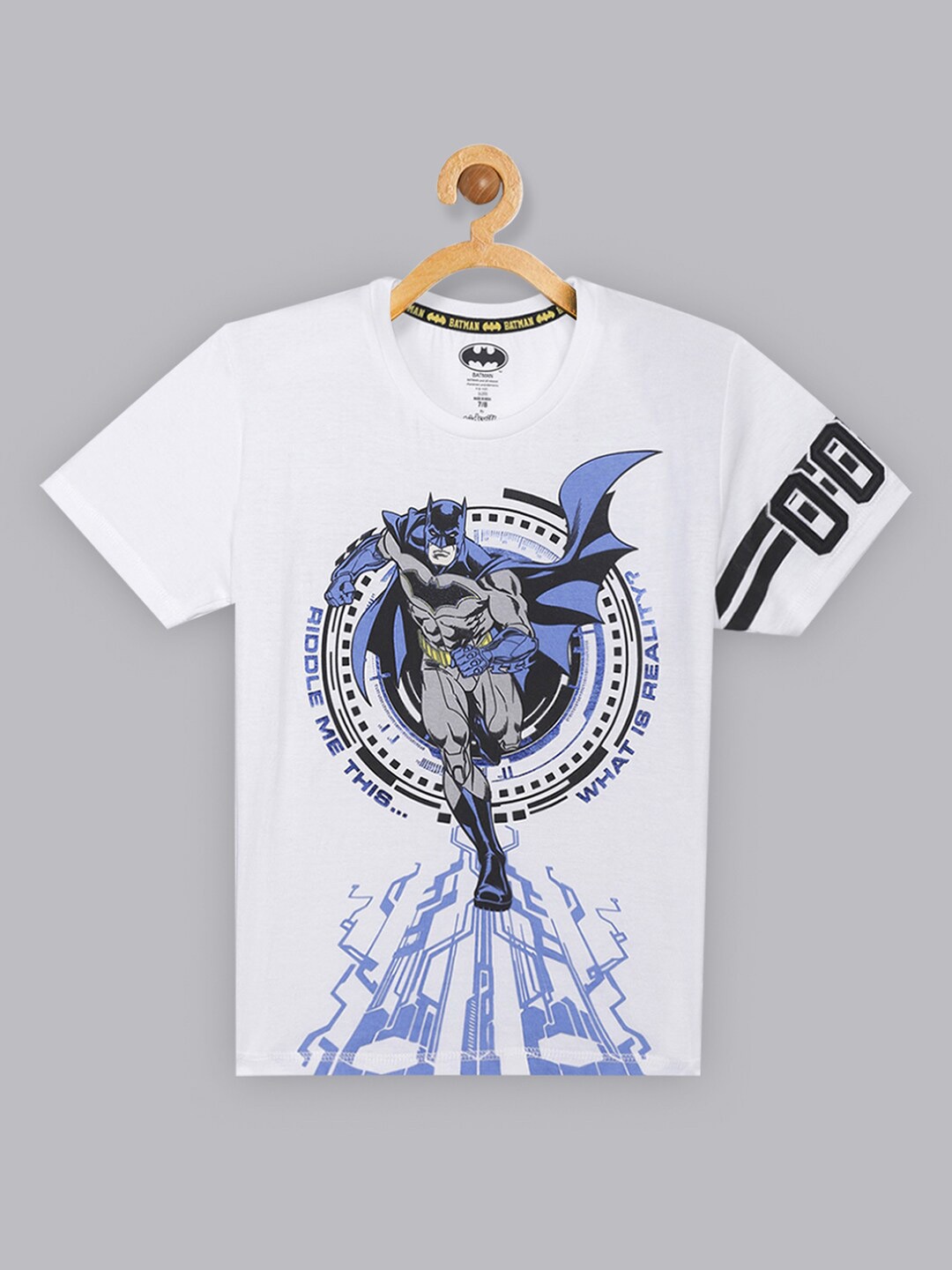 

Kids Ville Boys White & Blue Batman Printed Pure Cotton T-shirt