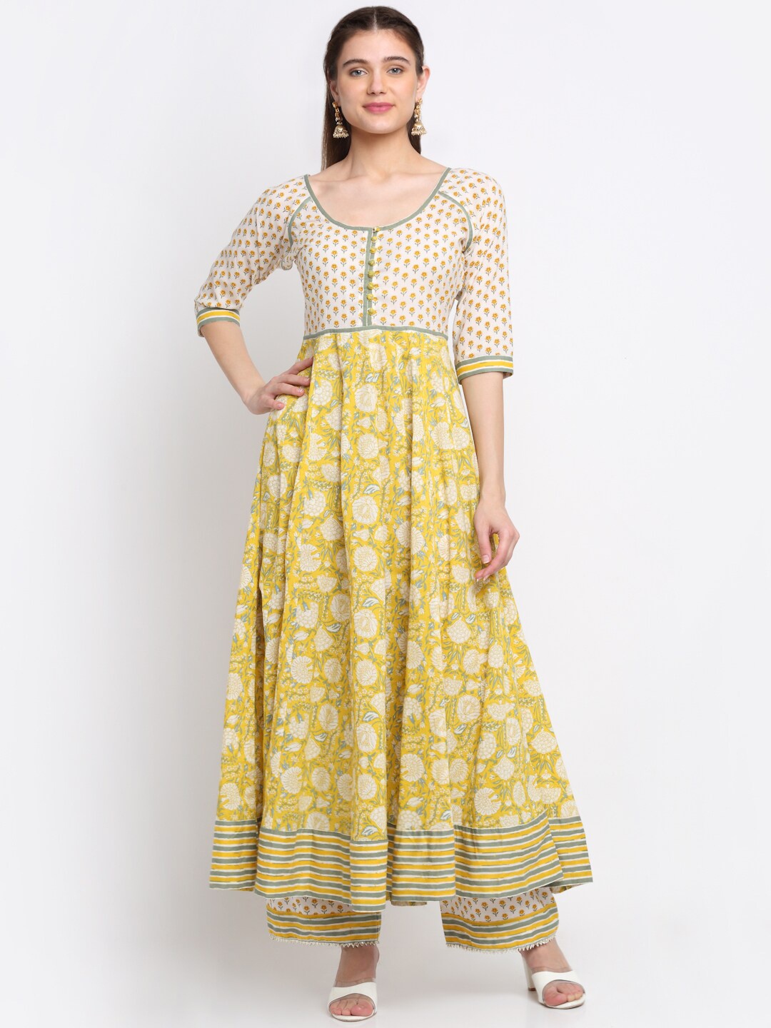 

anokherang Women Yellow Floral Printed Pleated Pure Cotton Kurta with Palazzos