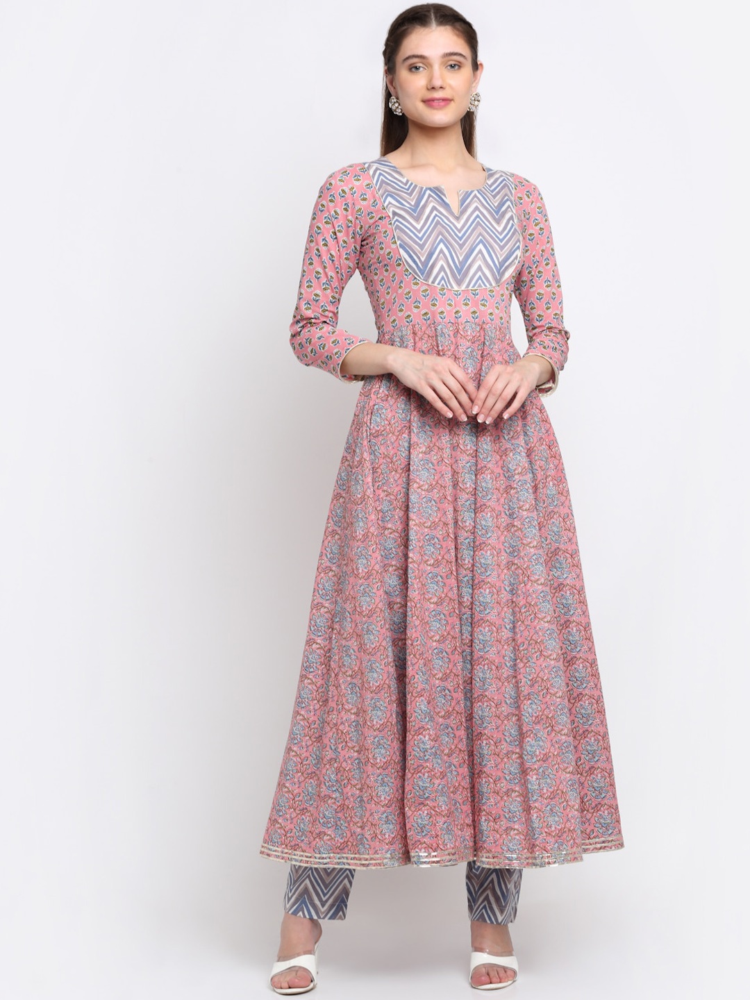 

anokherang Women Yellow Printed Panelled Pure Cotton Kurti with Trousers