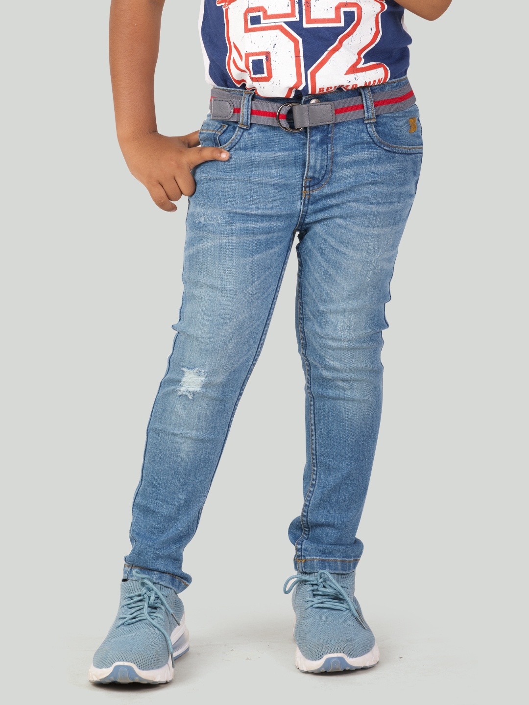 

Zalio Boys Blue Mildly Distressed Light Fade Jeans