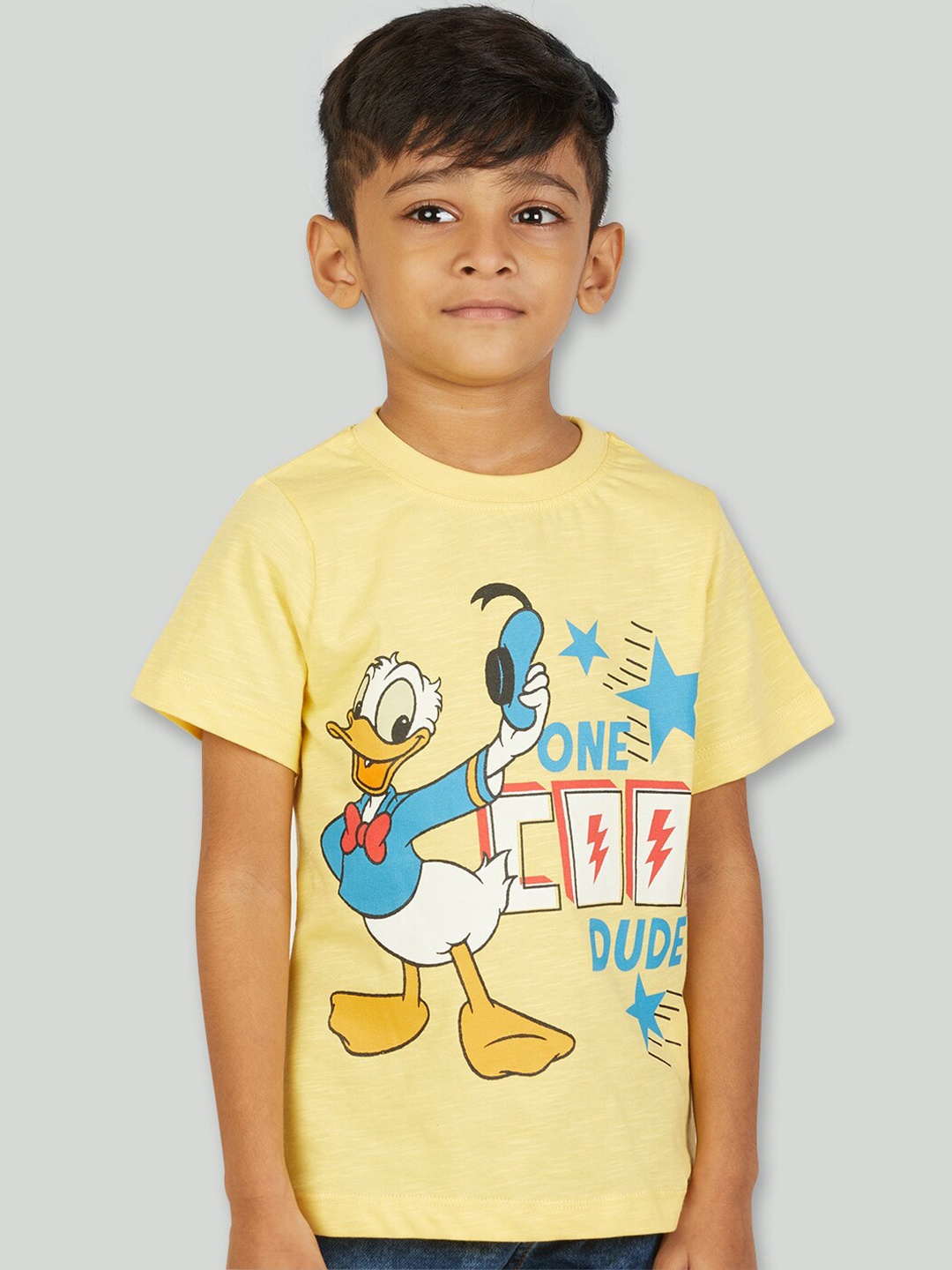 

Zalio Boys Yellow Disney Donald Duck Printed T-shirt