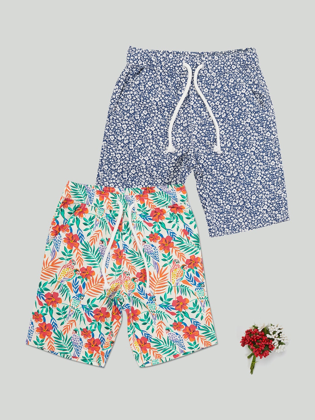

Zalio Boys Multicoloured Floral Printed Shorts, Multi