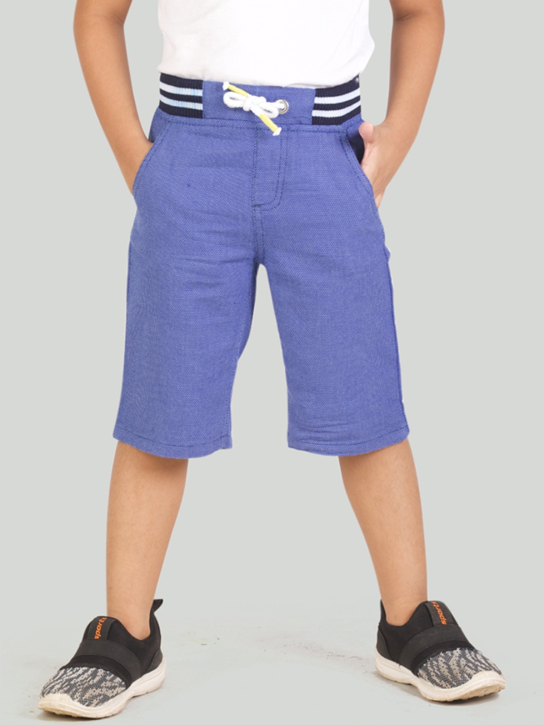 

Zalio Boys Blue Shorts