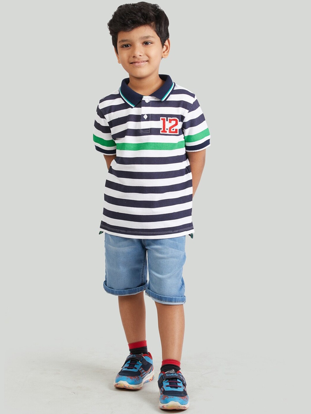 

Zalio Boys Multicoloured Striped T-shirt with Shorts, Multi