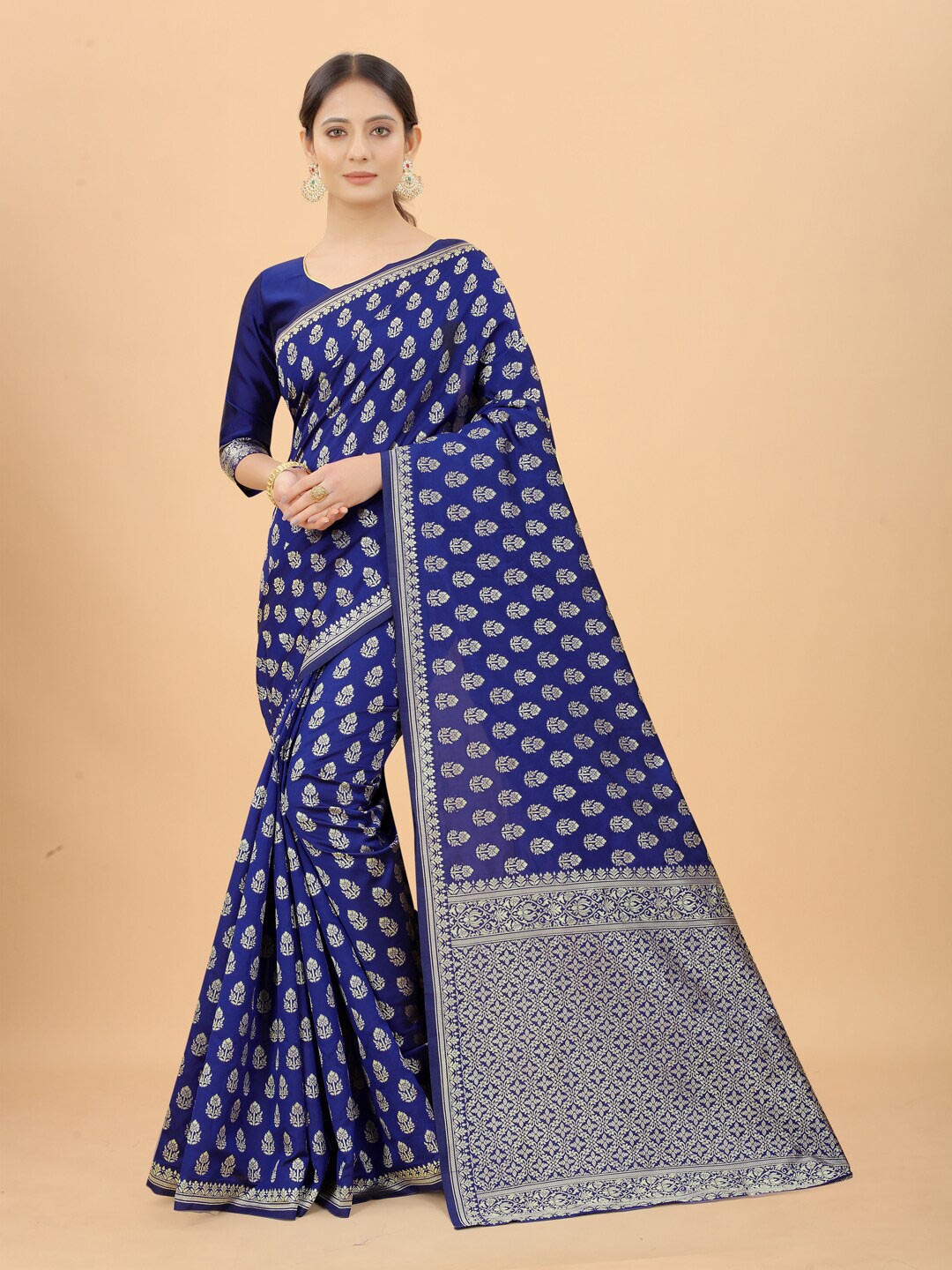 

SATYAM WEAVES Blue & Gold-Toned Woven Design Zari Silk Cotton Banarasi Saree