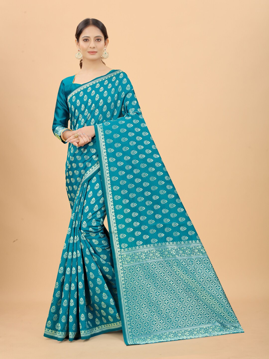 

SATYAM WEAVES Turquoise Blue & Gold-Toned Woven Design Silk Cotton Banarasi Saree