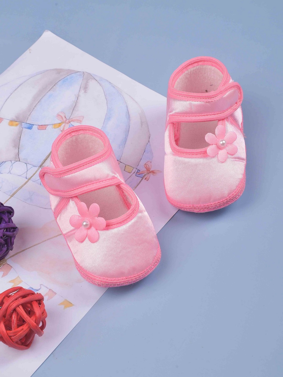 

POPLINS Infant Kids Pink Solid Booties