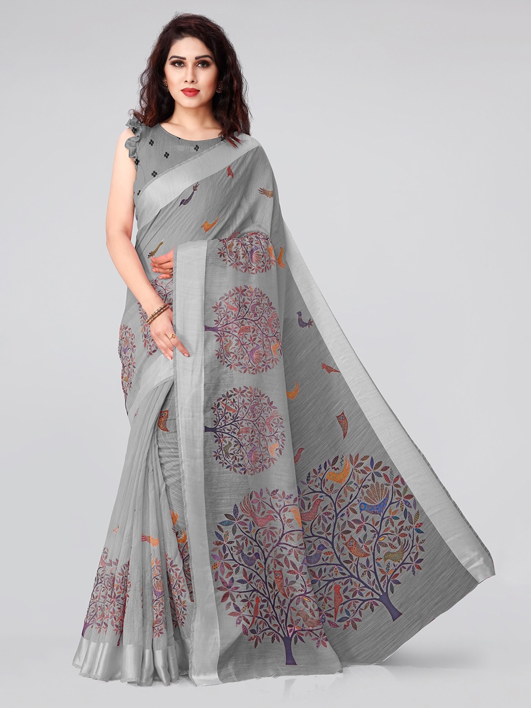 

MIRCHI FASHION Grey & Red Ethnic Motifs Saree