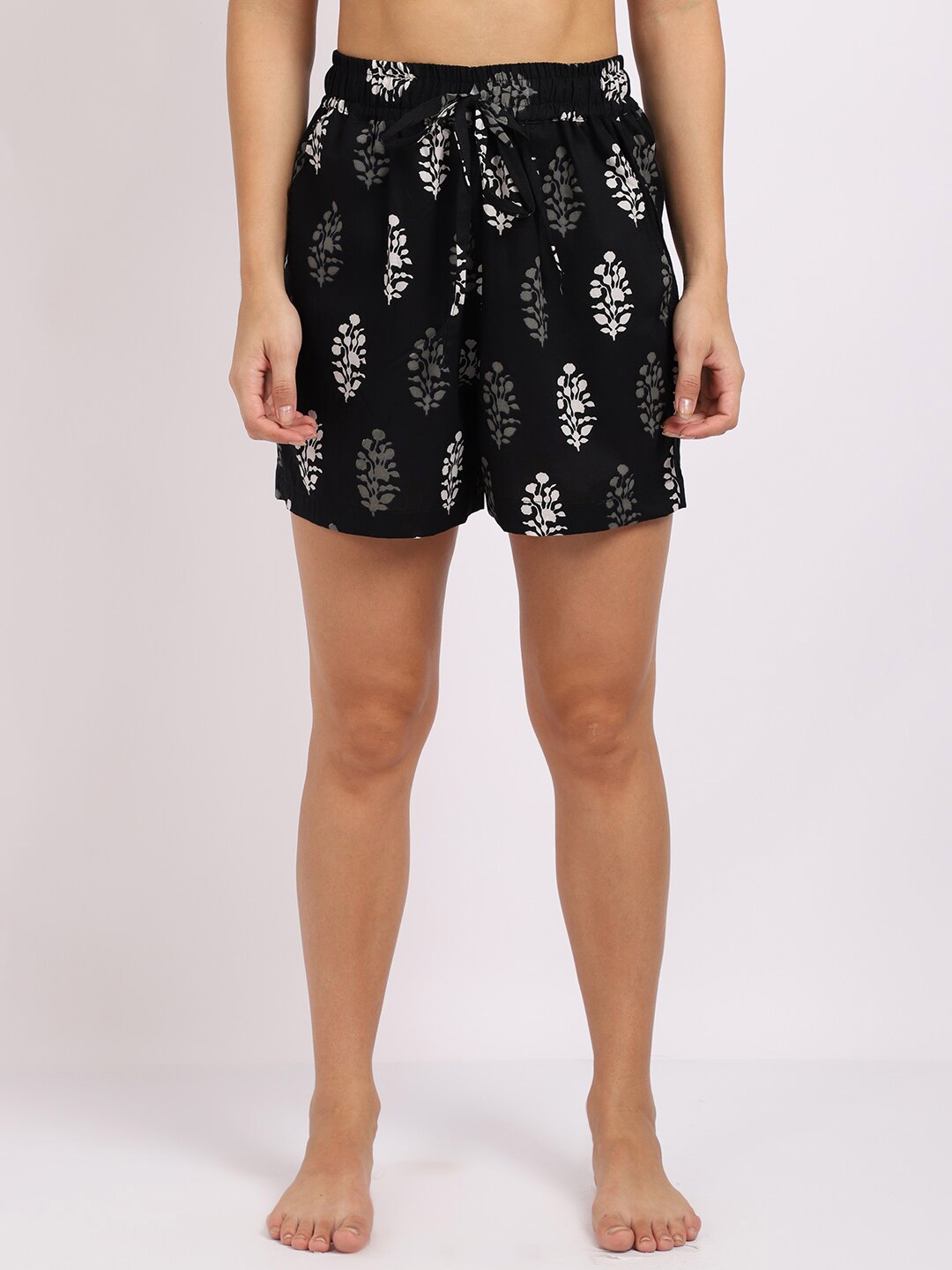 

TAG 7 Women Black & White Printed Cotton Lounge Shorts