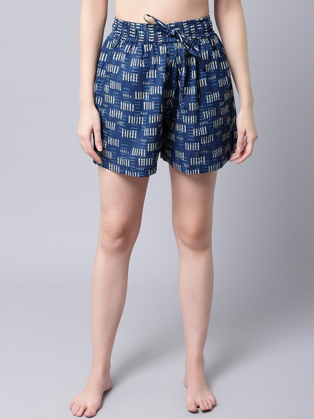 

TAG 7 Women Blue & White Printed Cotton Lounge Shorts