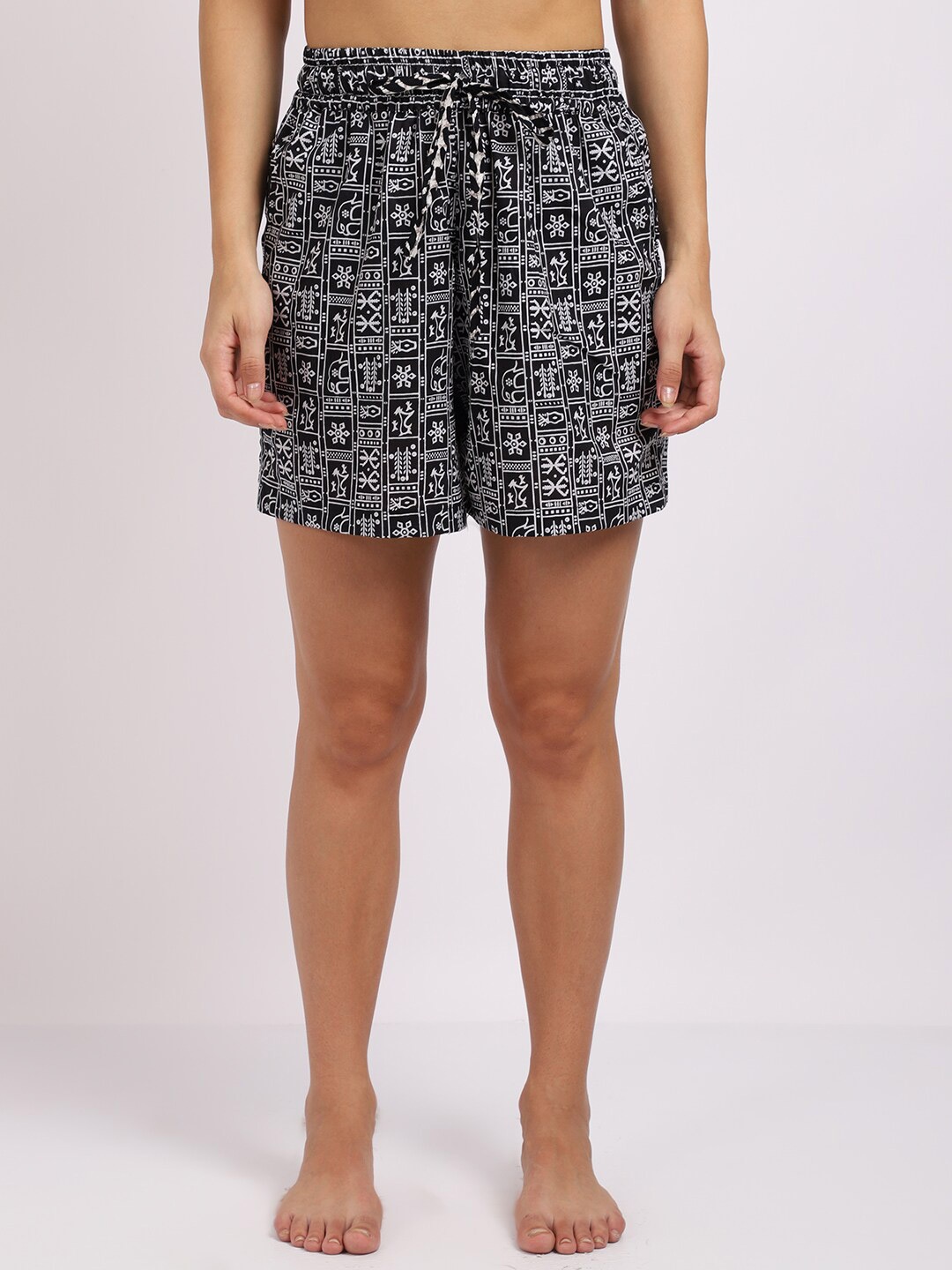 

TAG 7 Women Black & White Bohemian Printed Cotton Lounge Shorts