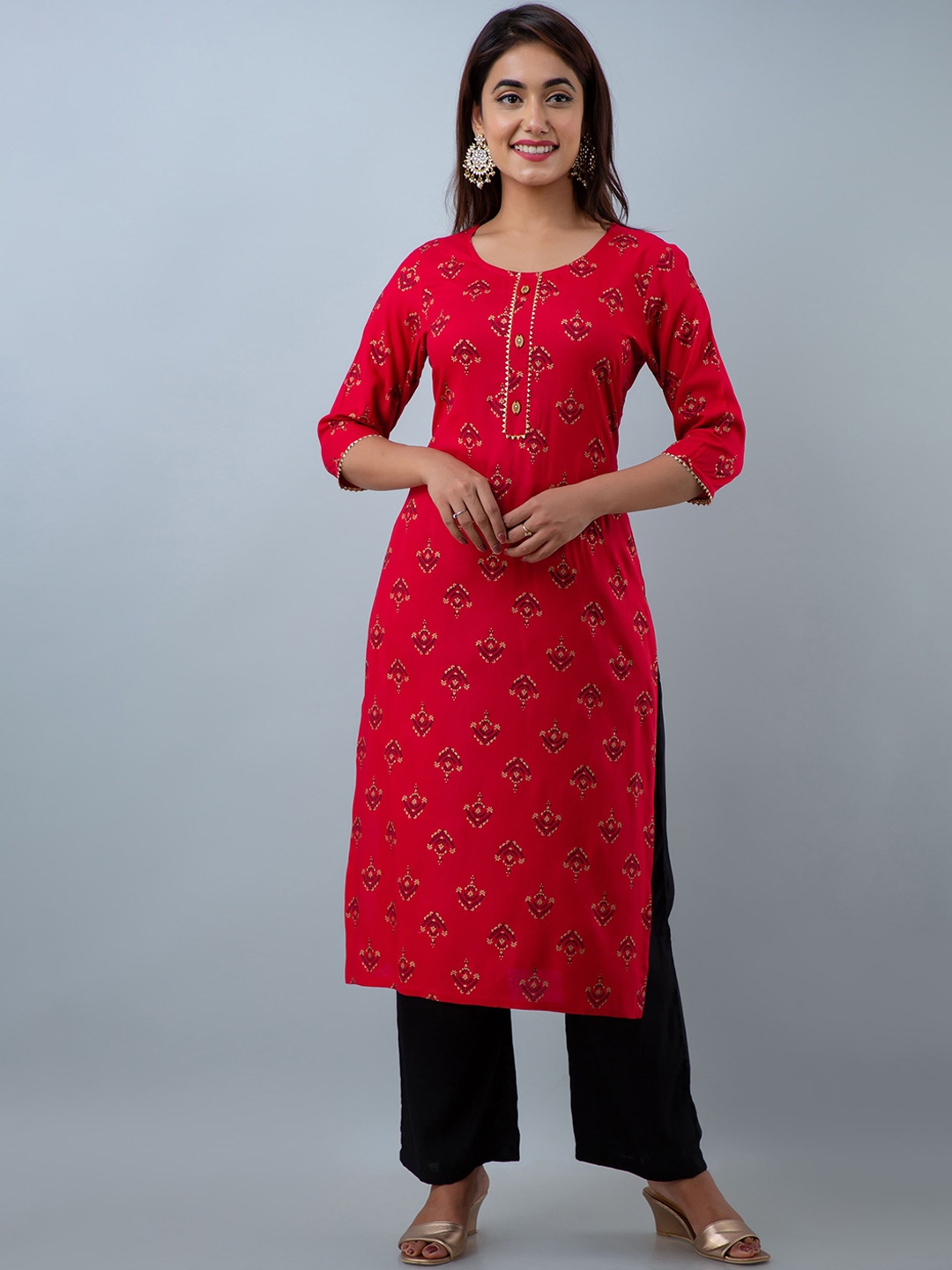 

DORIYA Women Red Embroidered Kurta with Palazzos