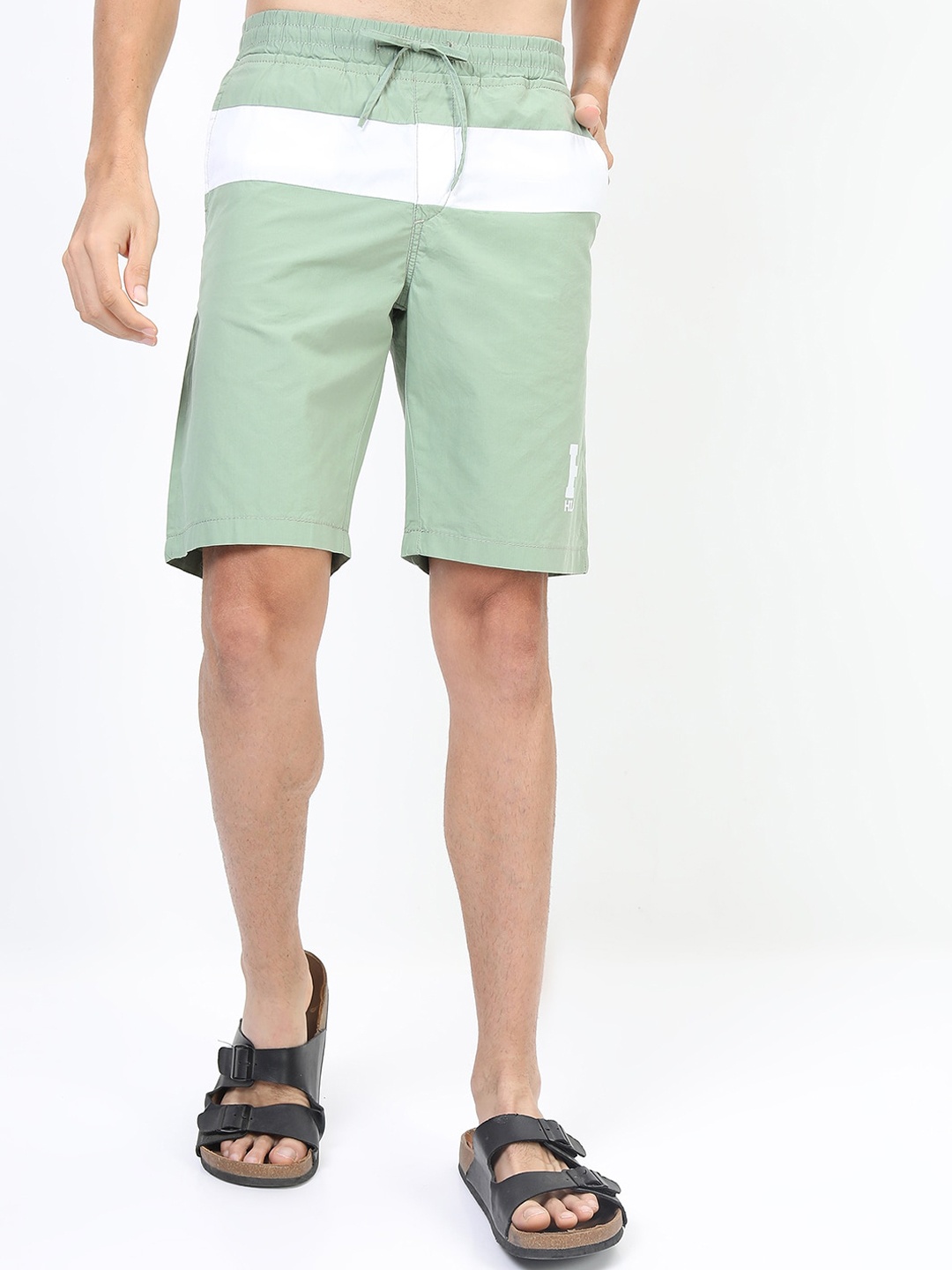 

HIGHLANDER Men Green Slim Fit Shorts