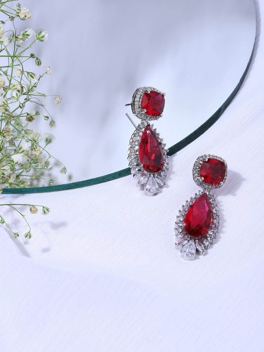 

RITU SINGH Red Teardrop Shaped Drop Earrings