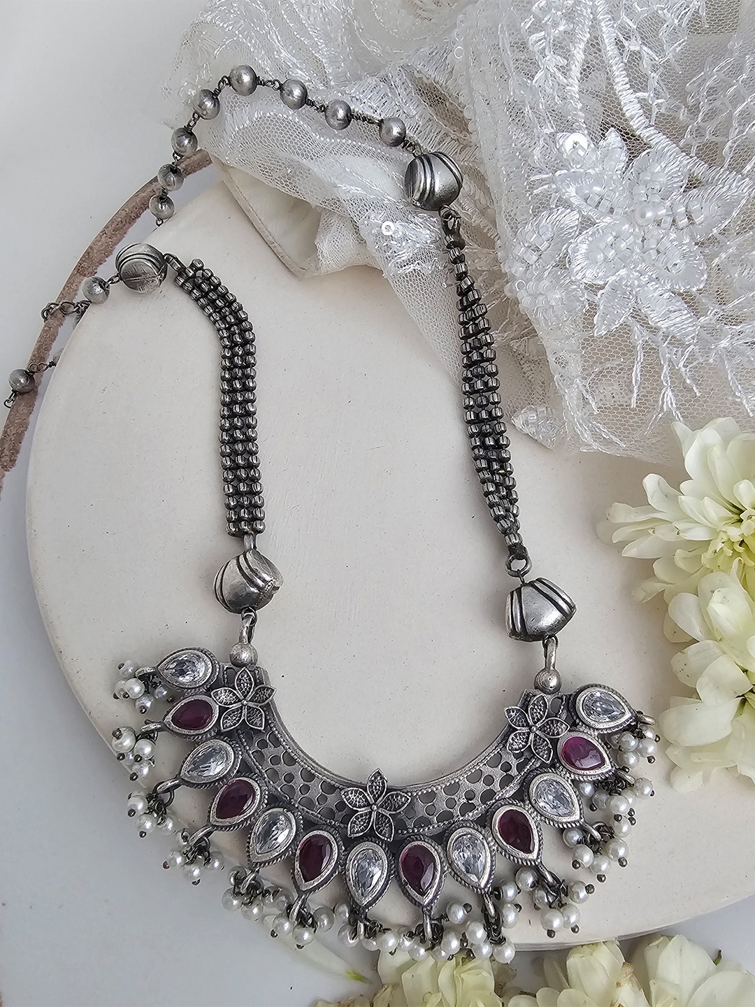 

Binnis Wardrobe Silver-Toned & Pink German Silver Silver-Plated Necklace