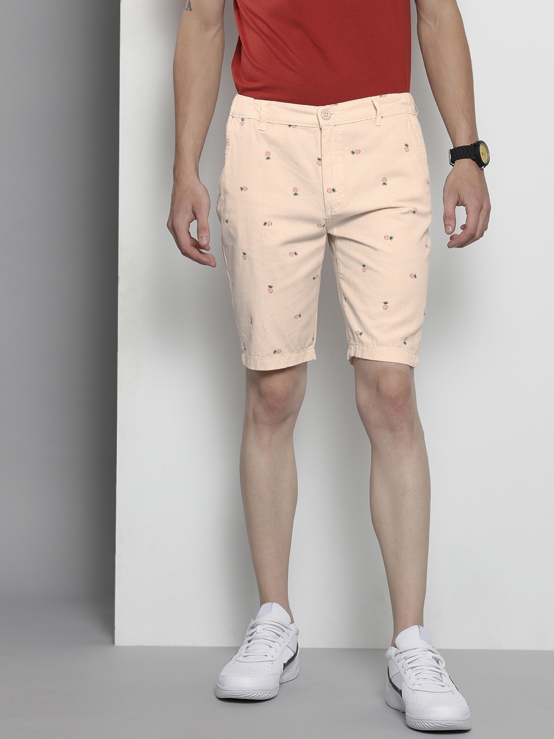 

The Indian Garage Co Men Cream-Coloured Conversational Printed Shorts