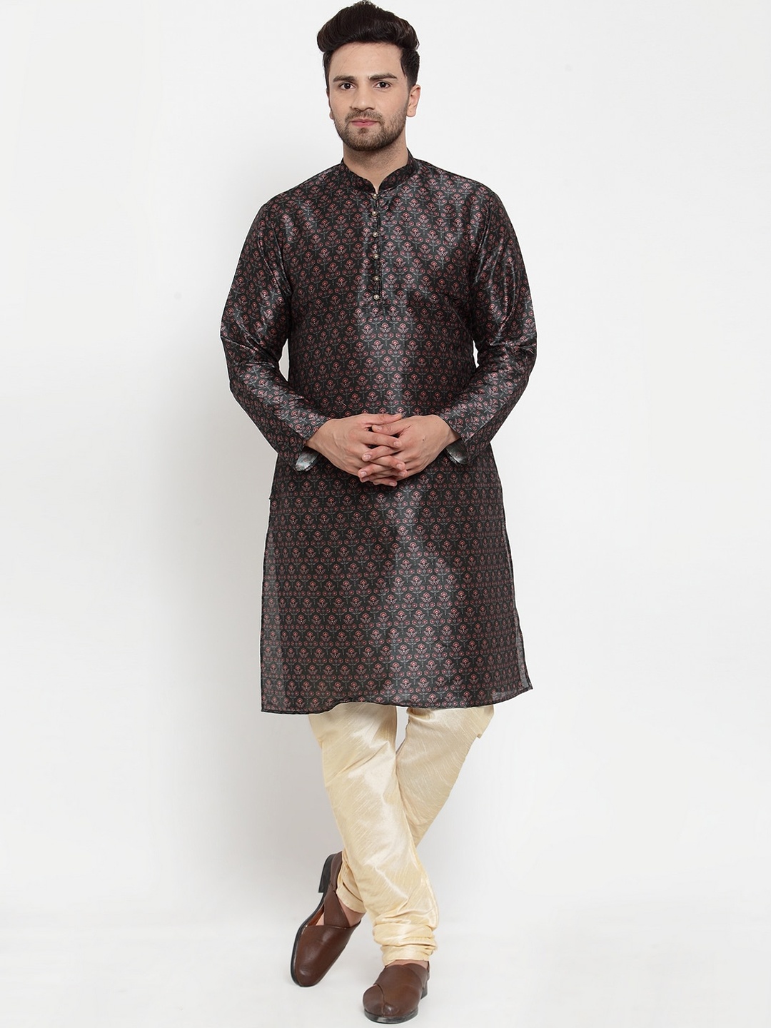 

KRAFT INDIA Men Green Printed Tussar Silk Kurta with Churidar