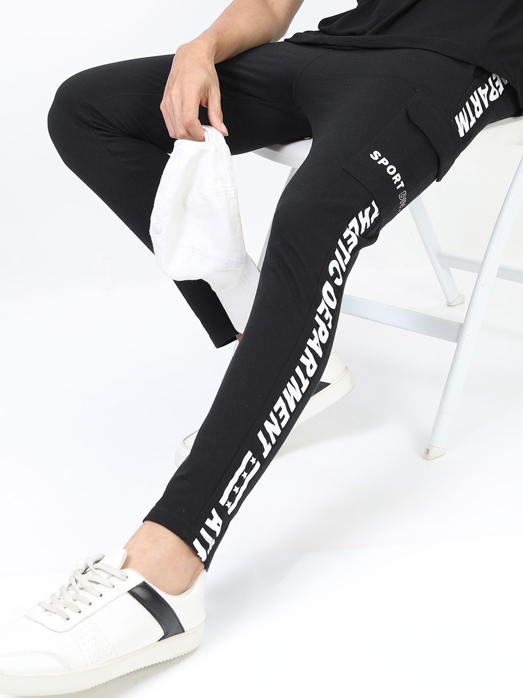 

KETCH Men Black Solid Slim-Fit Track Pants