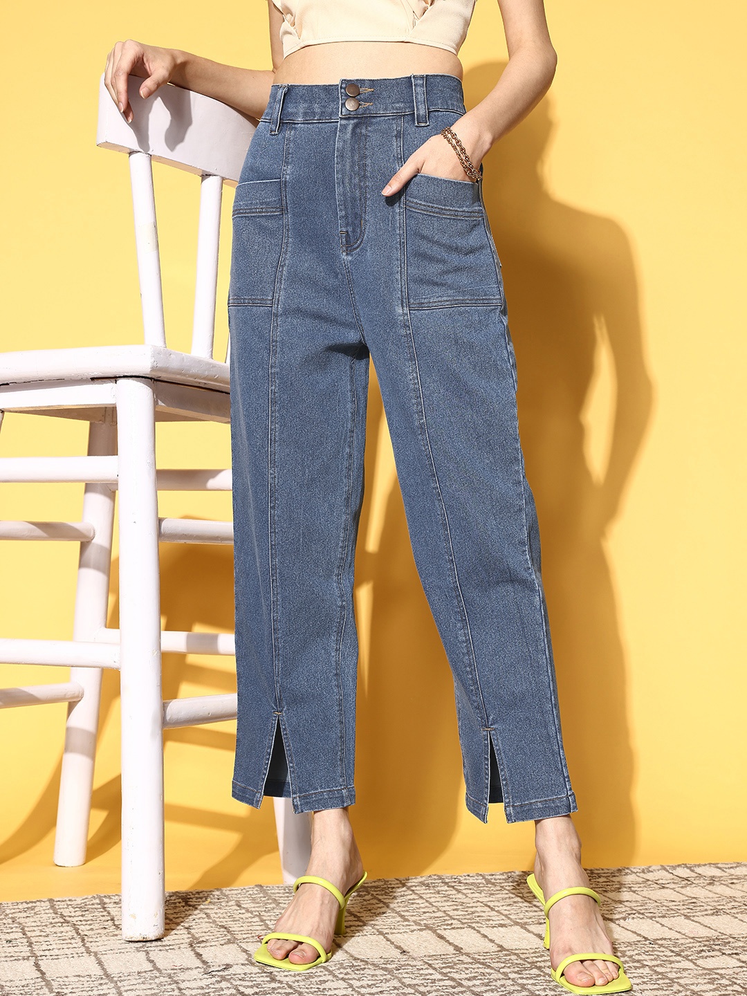 

plusS Women Blue Regular Fit Cropped Jeans