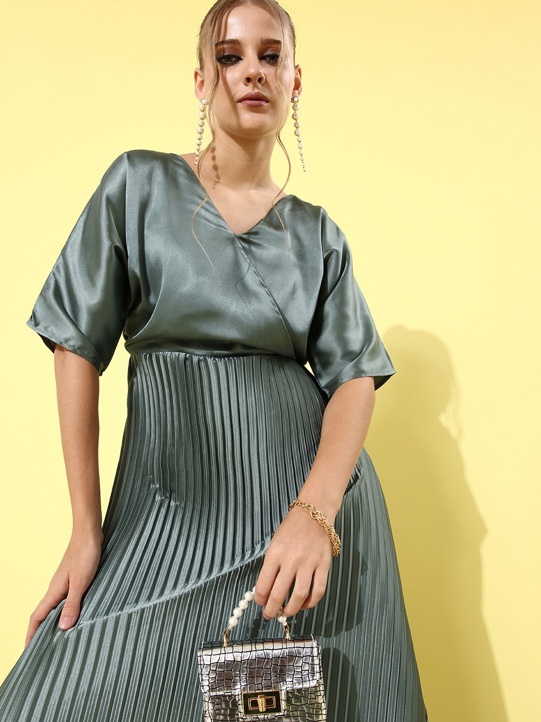 

MISH Women Green Solid Pleated Form Dress