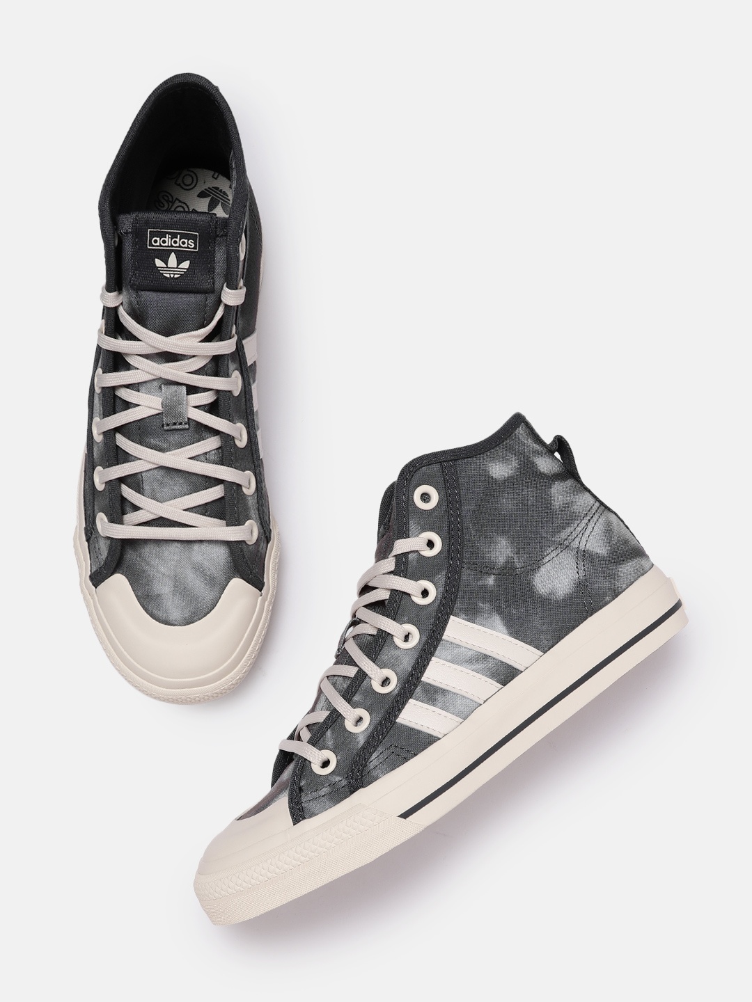 

ADIDAS Originals Men Grey & Off White Printed Nizza Hi RF Sneakers