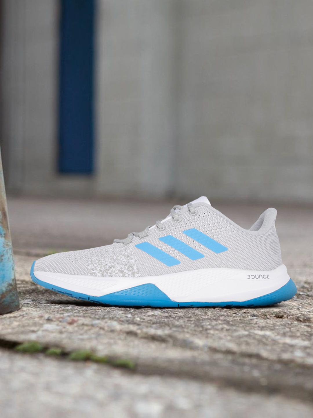 

ADIDAS Men White & Blue Woven Design SaberrRun Running Shoes