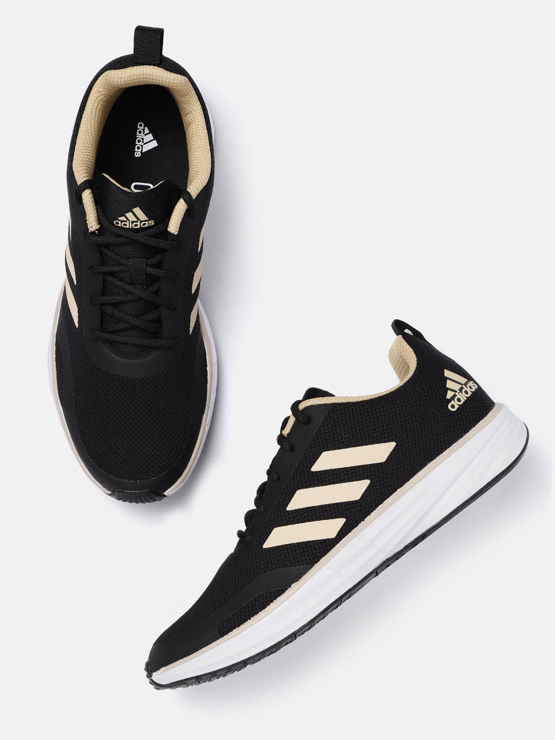 

ADIDAS Men Black & Beige Run Stunner Shoes