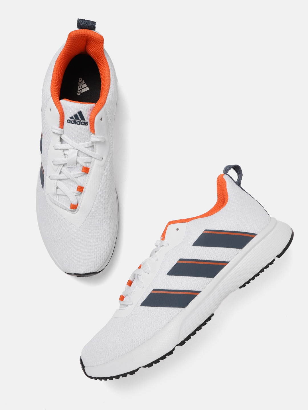 

ADIDAS Men White Solid Woven Design Gambito Running Shoes