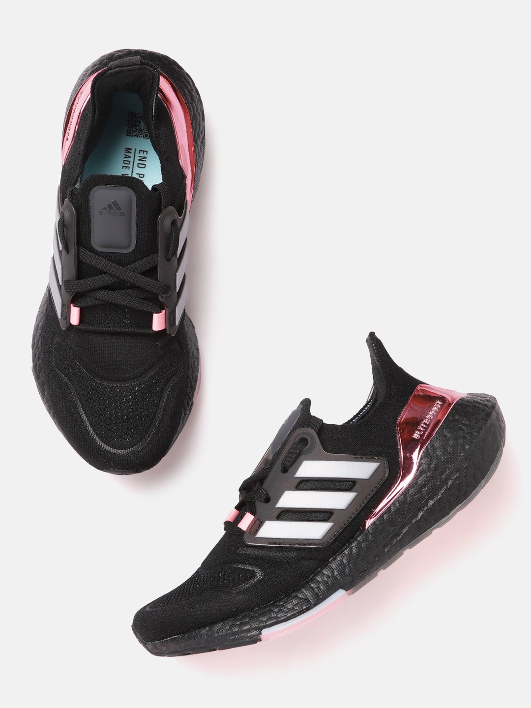 

ADIDAS Women Black & Grey Woven Design Ultraboost 22 Running Shoes