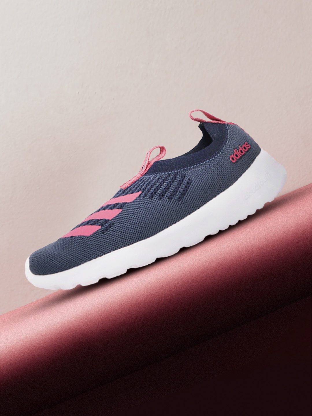 

ADIDAS Women Navy Blue & Fuchsia Pink Woven Design AzureWalk Shoes