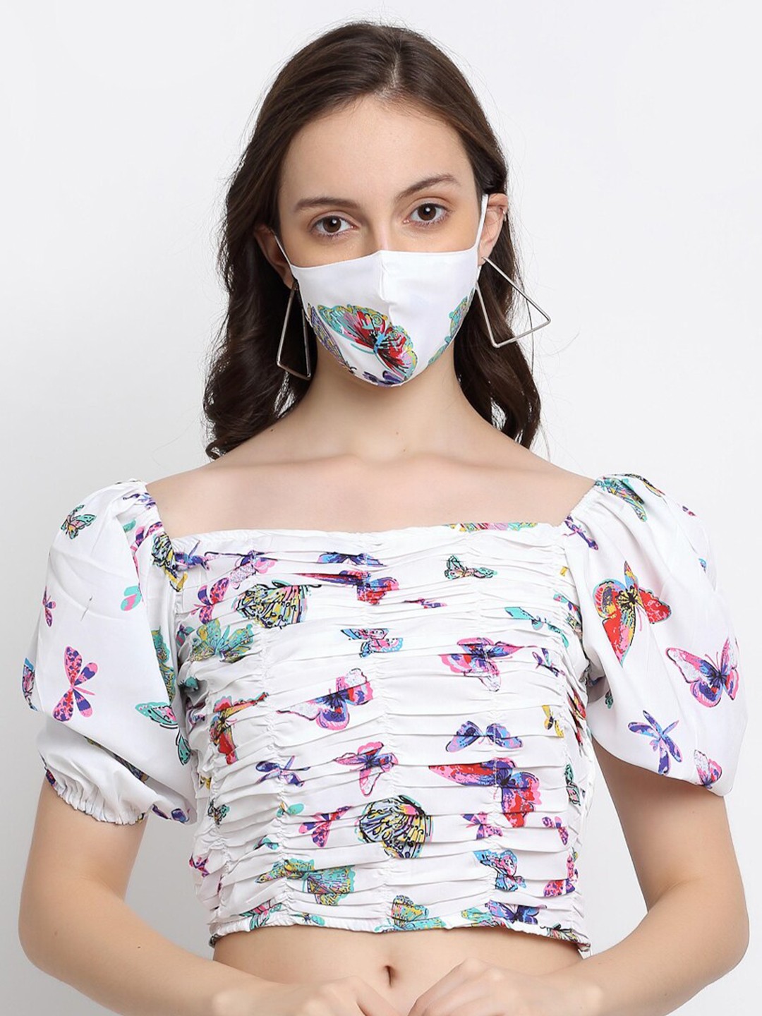 

DIVA WALK EXCLUSIVE White Floral Print Crop Top