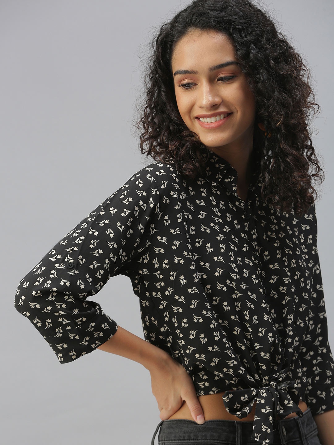 

SHOWOFF Women Black Comfort Floral Printed Casual Shirt