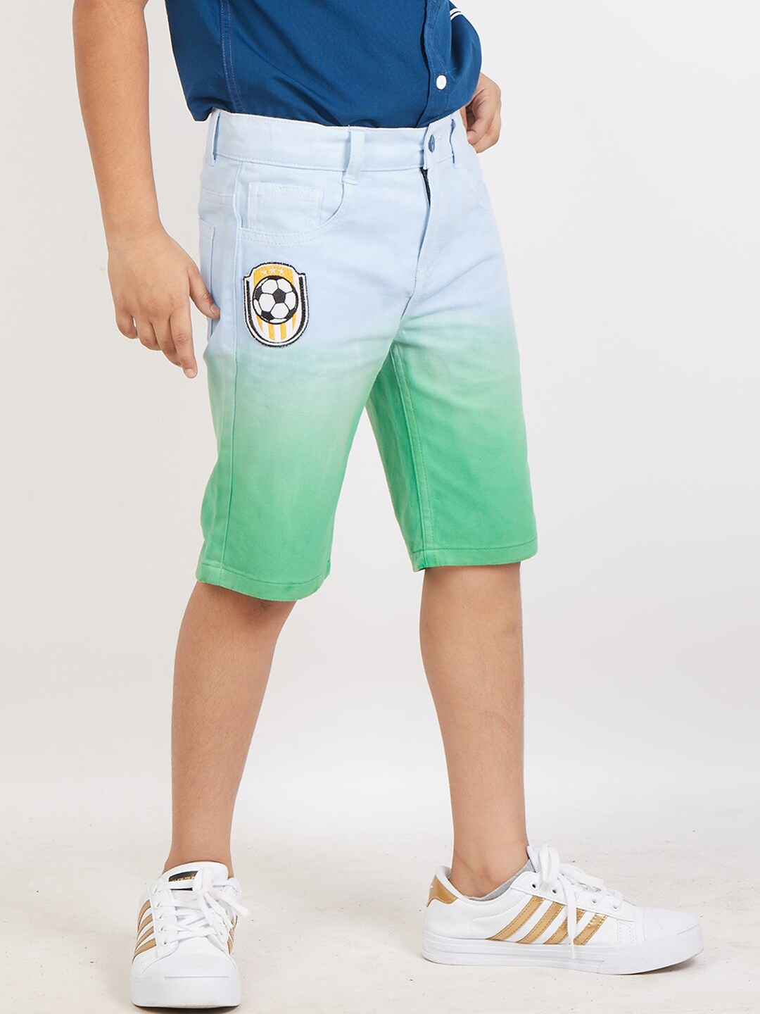 

Zalio Boys White Tie & Dye Cotton Shorts