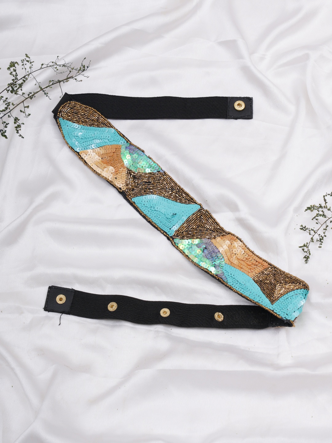 

FABBHUE Women Blue Embellished Belt