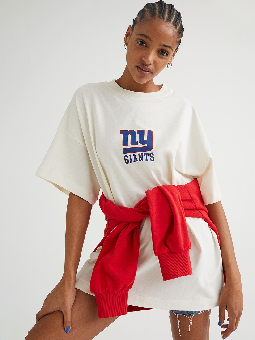 

H&M White Long Printed T-Shirt