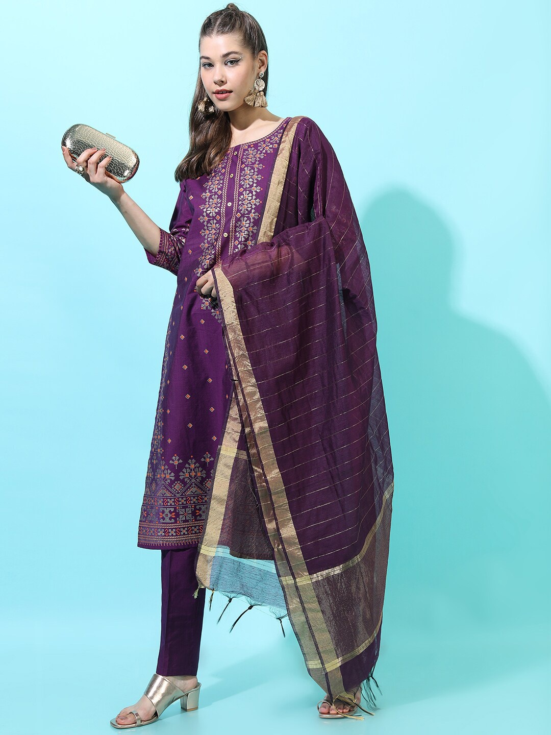 

Vishudh Women Floral Viscose Rayon Kurta with Trouser and Dupatta, Magenta