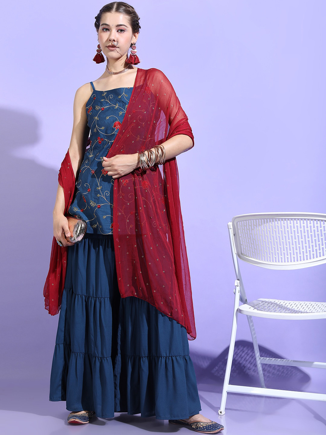 

Vishudh Women Teal Blue & Red Floral Kurta with Trouser & Dupatta