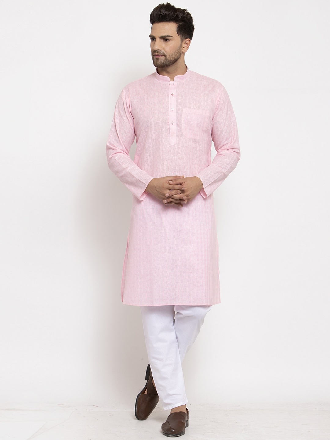 

KRAFT INDIA Men Pink & White Solid Kurta with Pyjamas