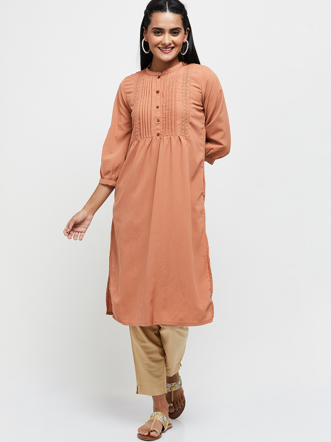 

max Women Coral Thread Work Kurta