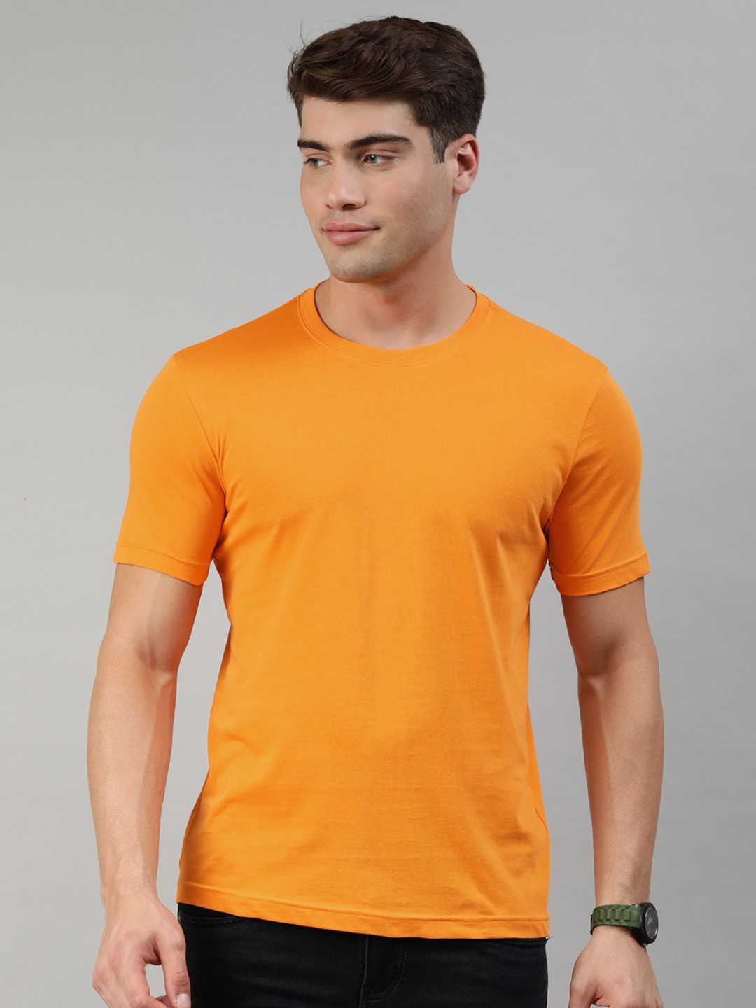

Huetrap Men Orange Solid Pure Cotton T-shirt